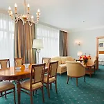 By Ihg سكوبجي