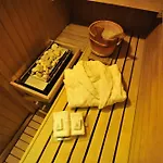 By Ihg 5*