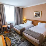 فندق By Ihg