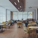 By Ihg 5*