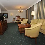 By Ihg سكوبجي