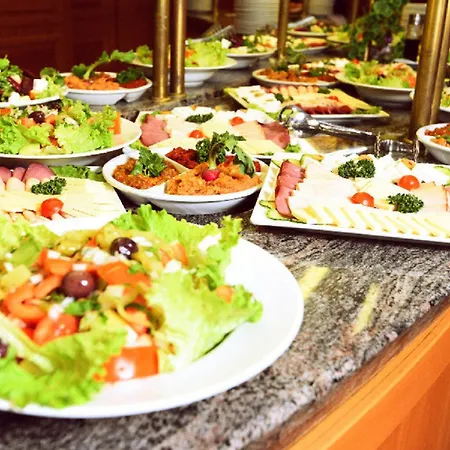 By Ihg Hotel 5*