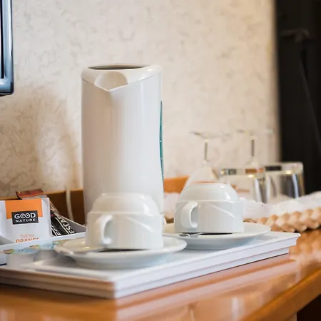 By Ihg