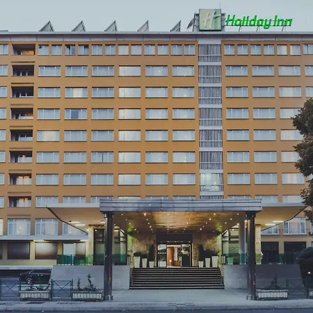 Hotel By Ihg