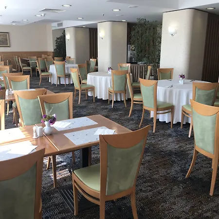 By Ihg 5* Skopje