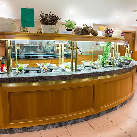 Hotel By Ihg