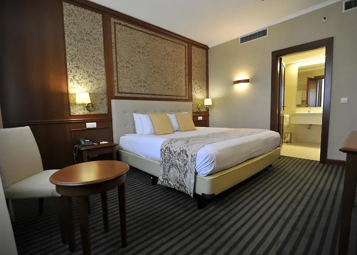 By Ihg Готель 5*